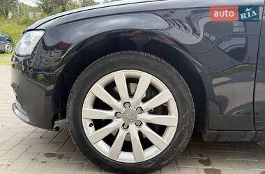 Седан Audi A4 2012 в 