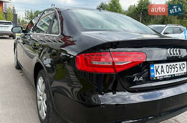 Седан Audi A4 2012 в 