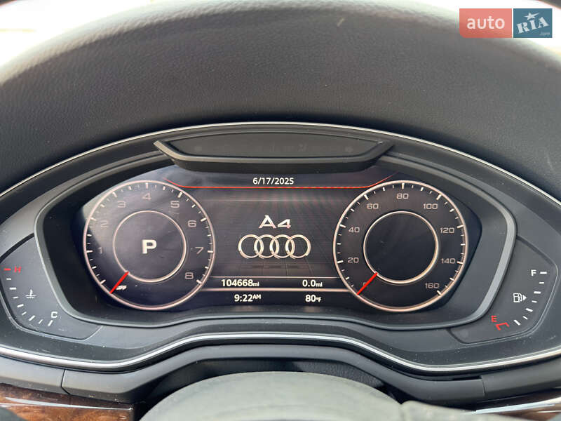 Седан Audi A4 2018 в Луцке