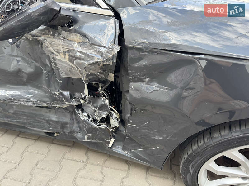 Седан Audi A4 2018 в Луцке