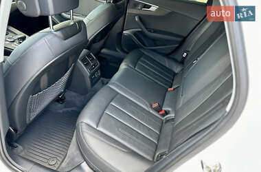 Седан Audi A4 2018 в 