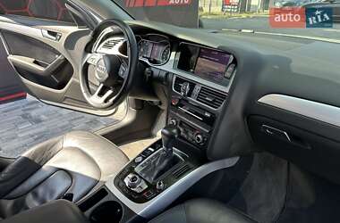 Седан Audi A4 2012 в 