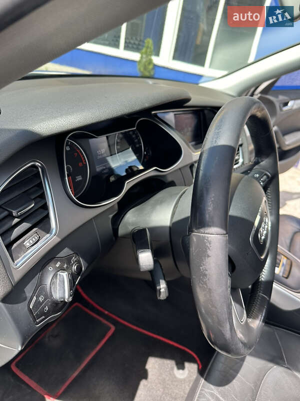 Седан Audi A4 2013 в Киеве