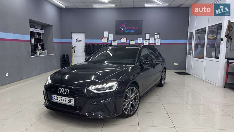 Универсал Audi A4 2021 в 