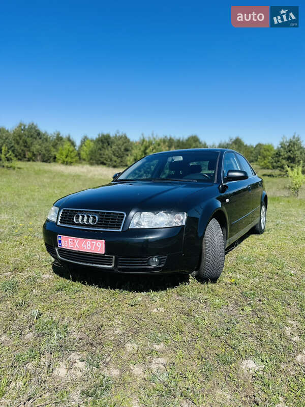 Седан Audi A4 2003 в 