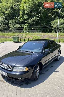 Седан Audi A4 2000 в Луцьку