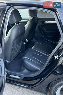 Седан Audi A4 2011 в 