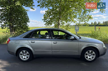 Седан Audi A4 2001 в 