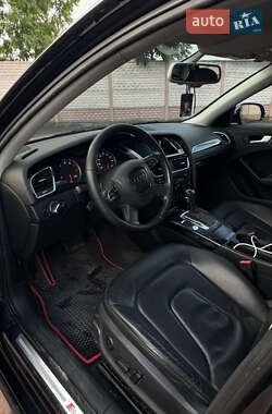 Седан Audi A4 2012 в 