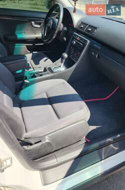 Седан Audi A4 2002 в 
