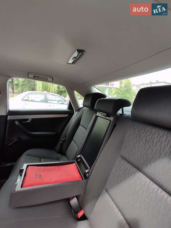 Седан Audi A4 2006 в Каменском