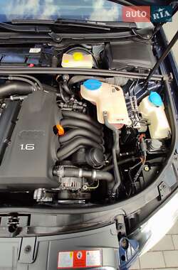 Седан Audi A4 2006 в Кам'янському