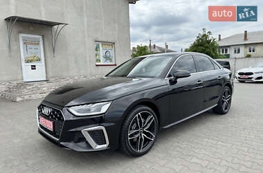 Седан Audi A4 2021 в Луцке