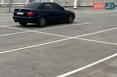 Седан Audi A4 1997 в 