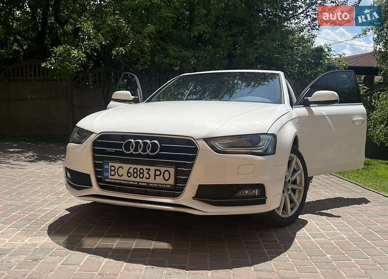 Седан Audi A4 2015 в Львове