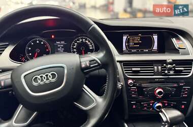Седан Audi A4 2012 в 
