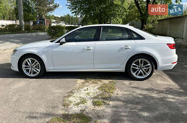 Седан Audi A4 2016 в 