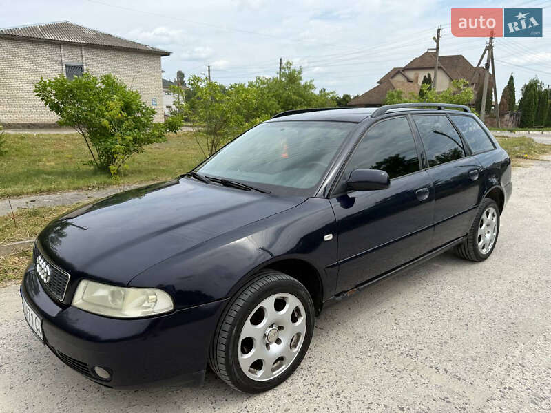 Универсал Audi A4 2000 в Вараше