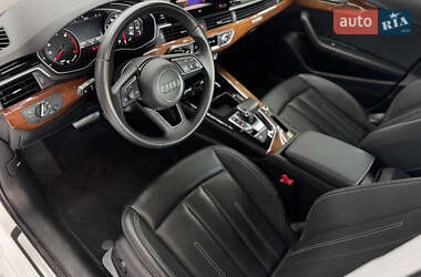 Седан Audi A4 2022 в 