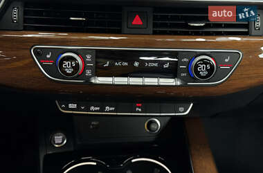 Седан Audi A4 2022 в 