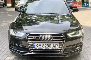 Седан Audi A4 2014 в 