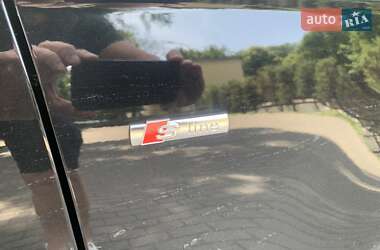 Седан Audi A4 2014 в 