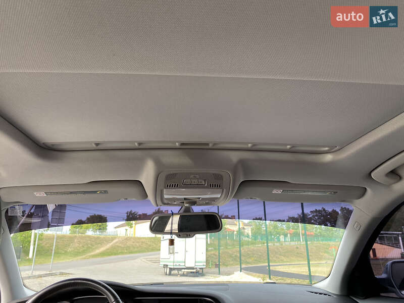 Седан Audi A4 2014 в Ивано-Франковске