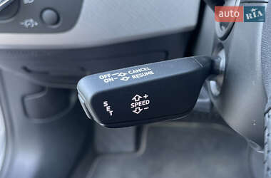 Седан Audi A4 2018 в 