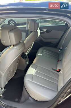 Седан Audi A4 2016 в 