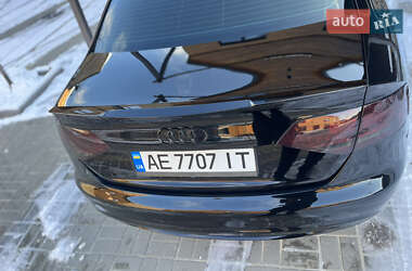 Седан Audi A4 2012 в 