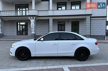 Седан Audi A4 2010 в 