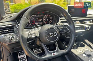 Седан Audi A4 2016 в 