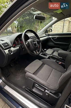 Седан Audi A4 2006 в 