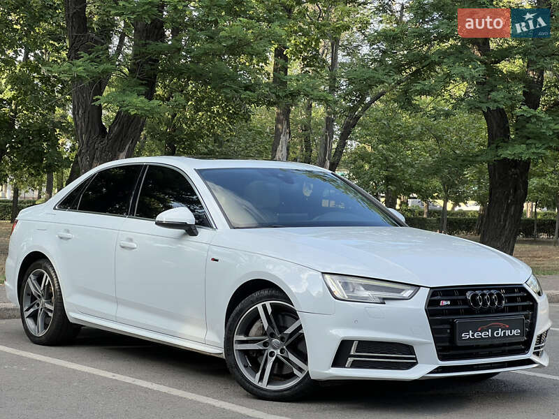 Седан Audi A4 2017 в Николаеве