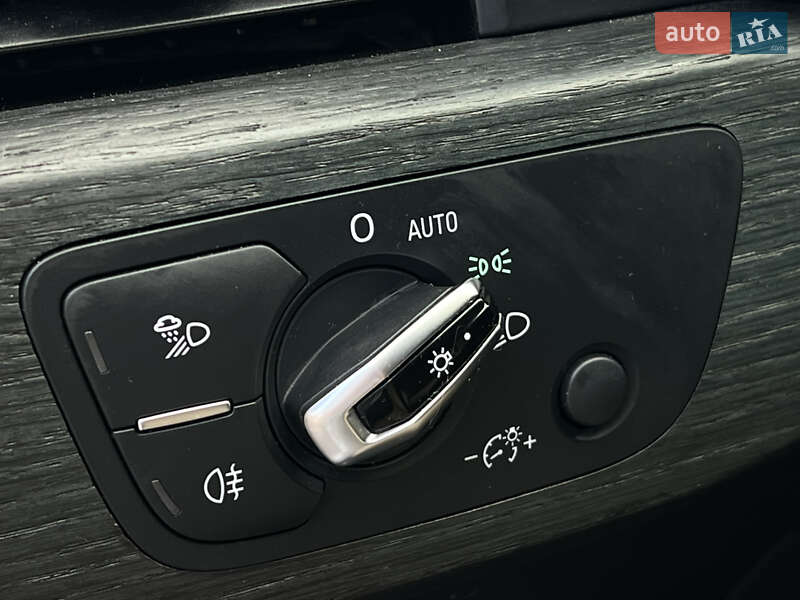 Седан Audi A4 2017 в Николаеве