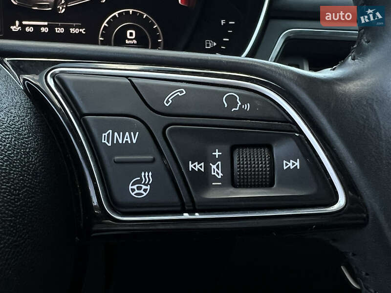 Седан Audi A4 2017 в Николаеве