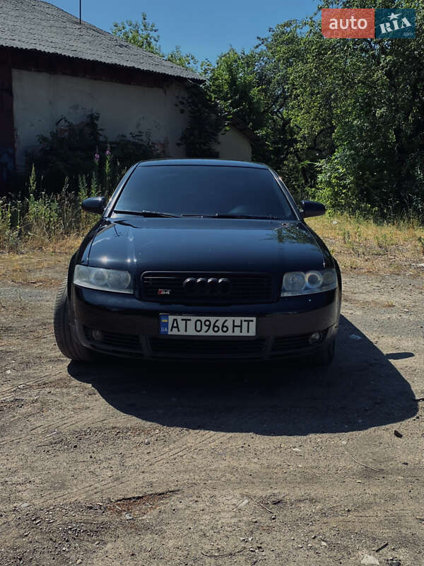 Седан Audi A4 2001 в Богородчанах
