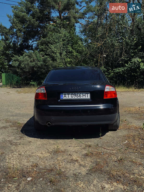 Седан Audi A4 2001 в Богородчанах