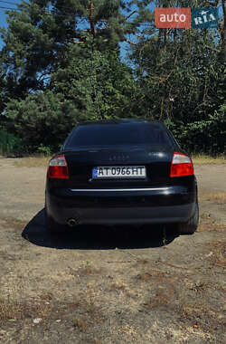 Седан Audi A4 2001 в 