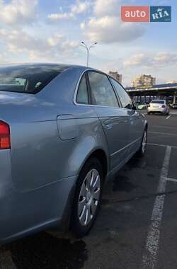 Седан Audi A4 2005 в 