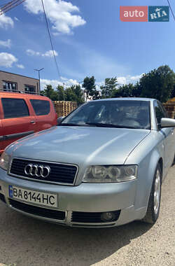 Седан Audi A4 2001 в 