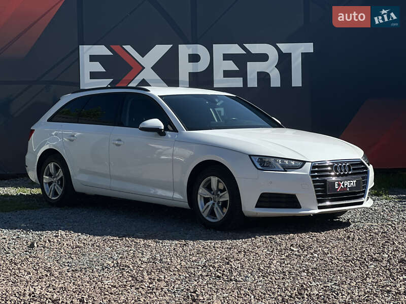 Универсал Audi A4 2017 в Львове