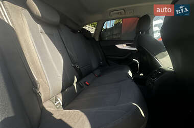 Универсал Audi A4 2017 в 