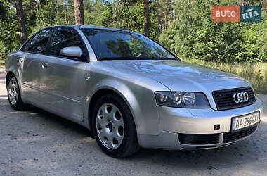 Седан Audi A4 2004 в 