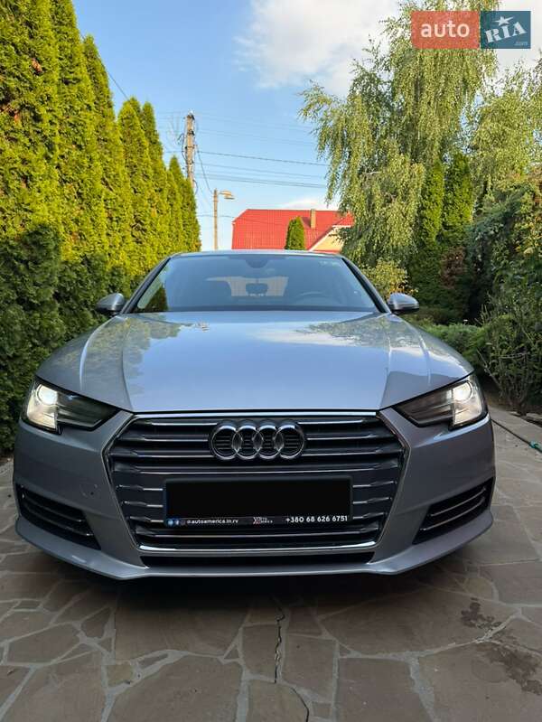 Седан Audi A4 2017 в Киеве
