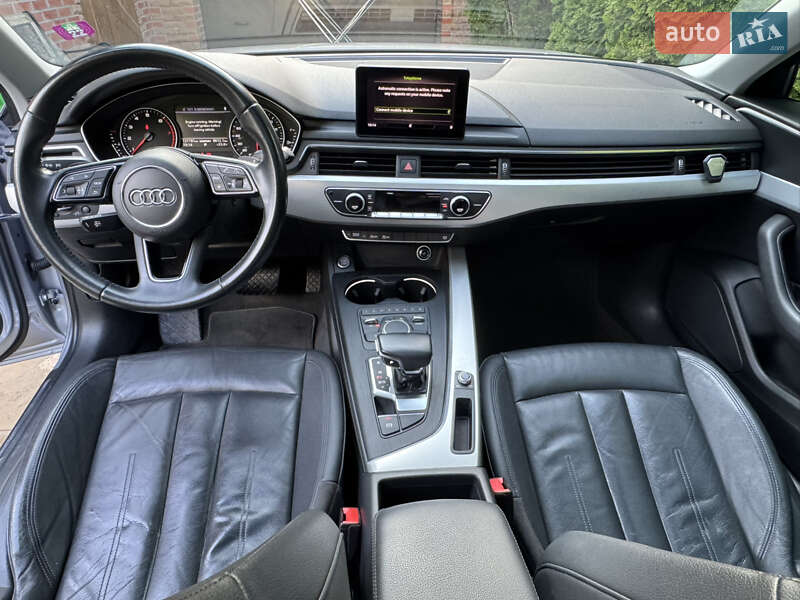 Седан Audi A4 2017 в Киеве