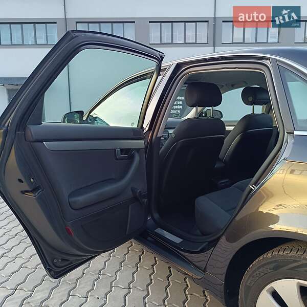 Седан Audi A4 2006 в Бориславе