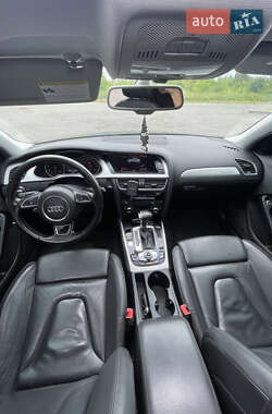 Седан Audi A4 2015 в 