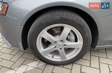 Седан Audi A4 2012 в 