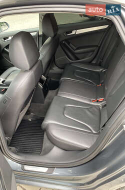 Седан Audi A4 2012 в 
